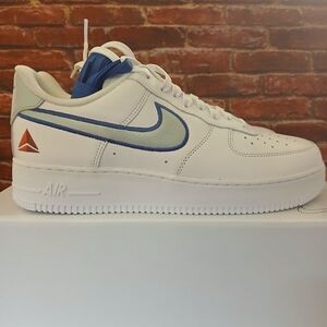 VERY EXCLUSIVE!!! Delta Air Force 1 (100th Anniversary) W EXTRA LACES